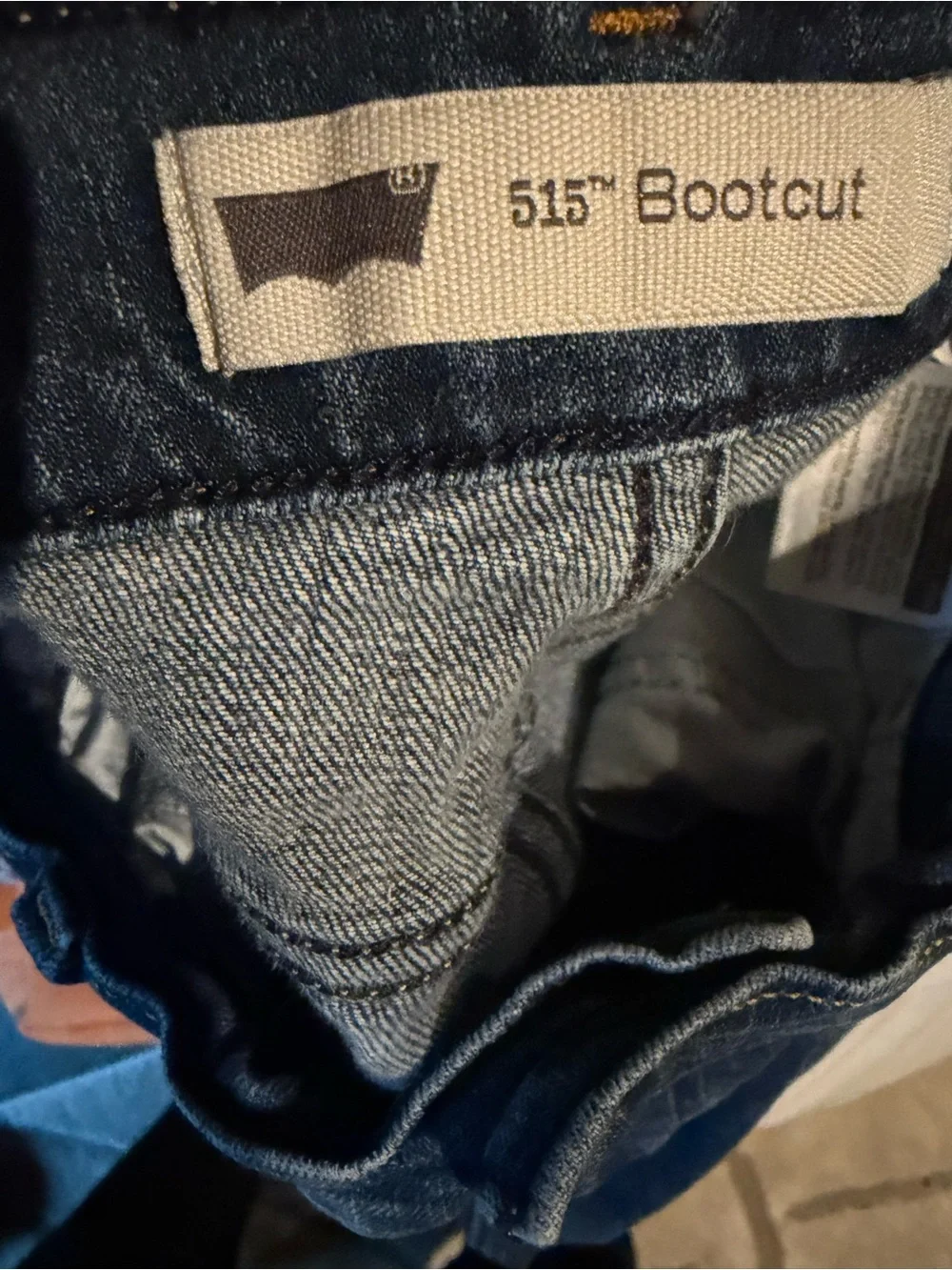 Levi’s 515 Bootcut Jeans Women’s Dark Wash Mid Rise Stretch